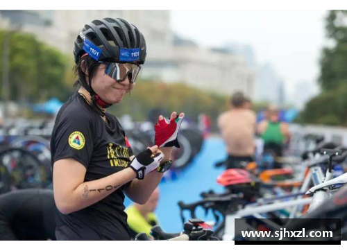 厦门体育明星街头互动揭秘：运动员们的真实生活与街头挑战